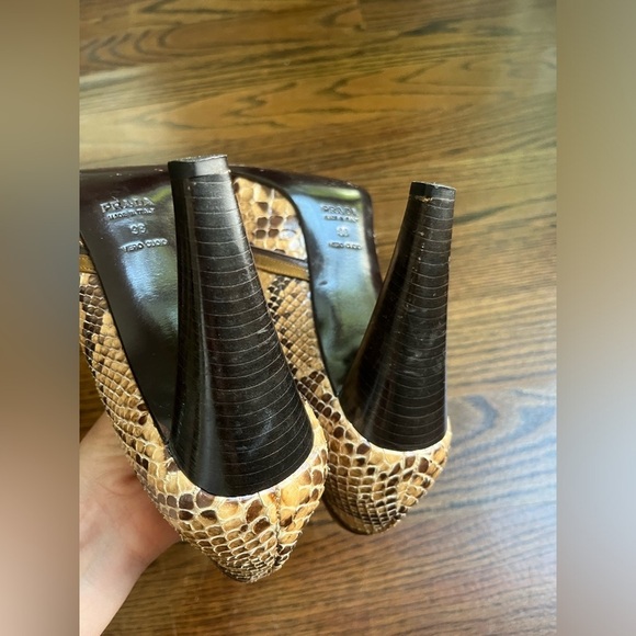 Prada Womens Snakeskin Leather Stiletto High Heels Buckle Shoes Sz. 38 brown tan - Picture 9 of 11